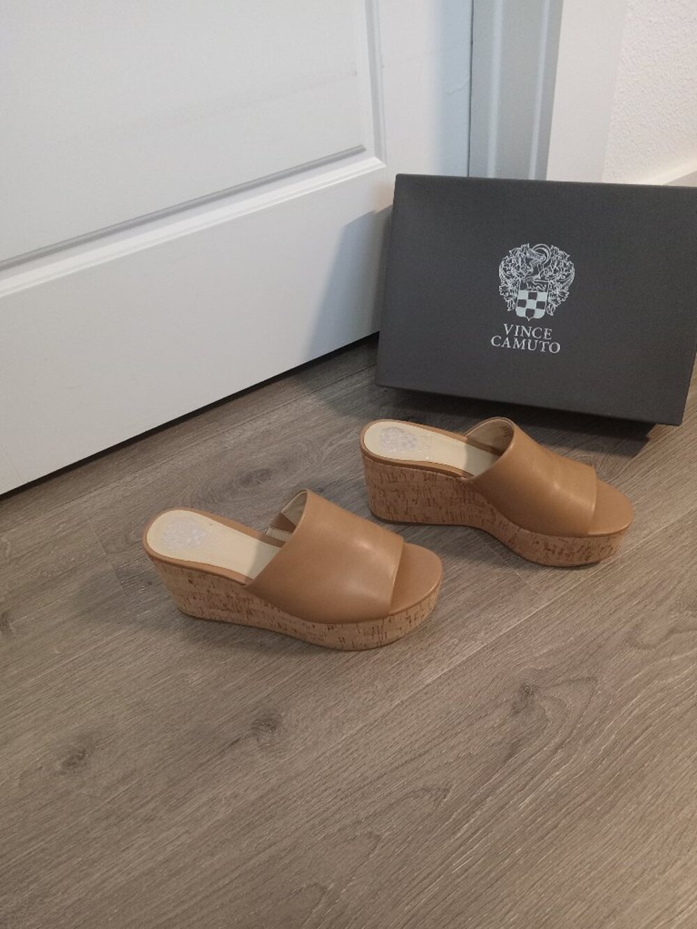 Vince Camuto Gadgen Wedge Sandal, Spiced Sand, Size 7½ M, Worn Once, Like New